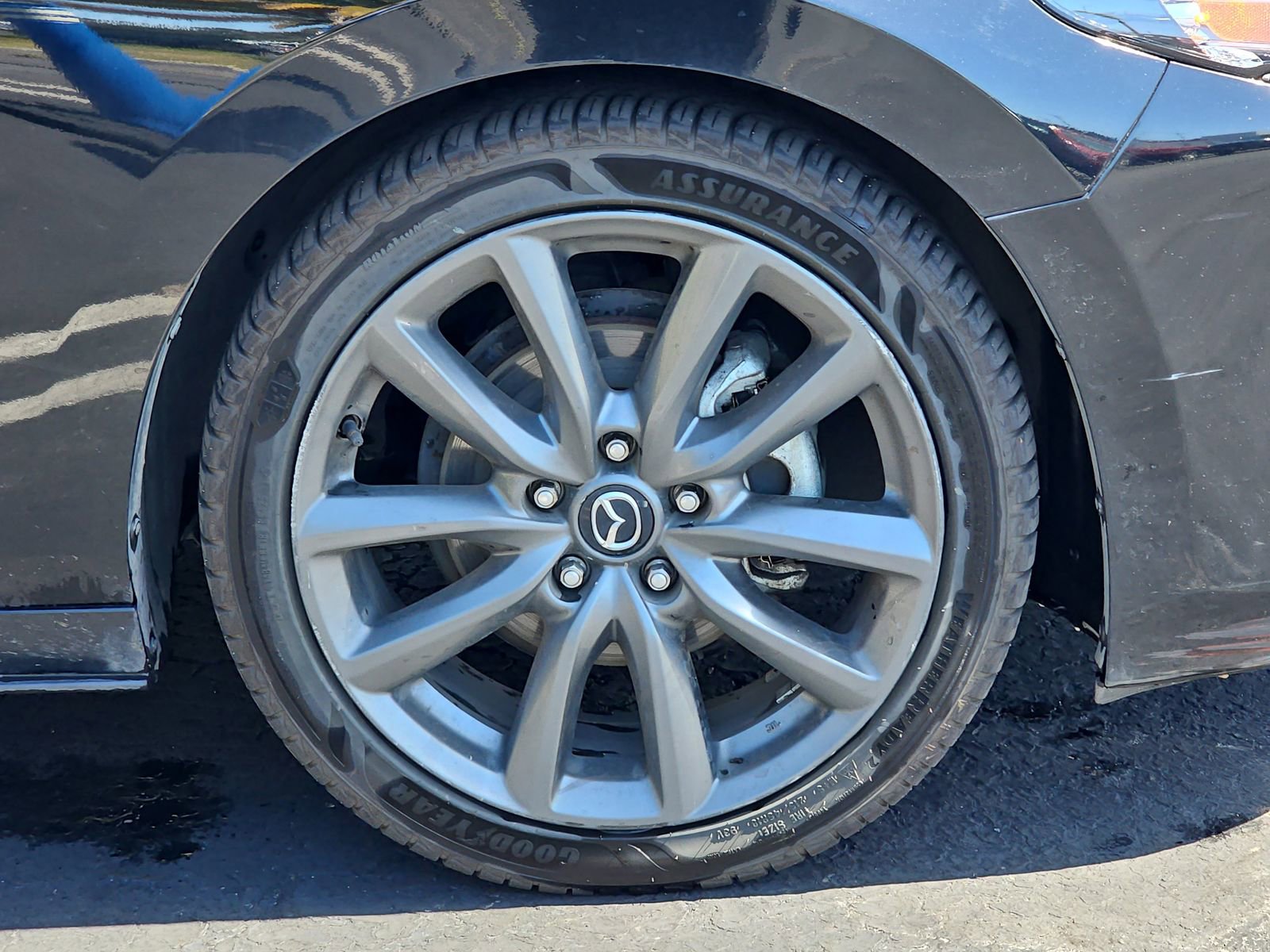 Used 2019 MAZDA MAZDA3 Hatchback w/ Preferred Package FWD image 10