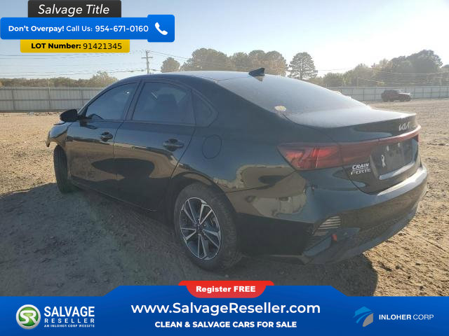 Used 2023 Kia Forte LXS w/ LXS Technology Package FWD image 3