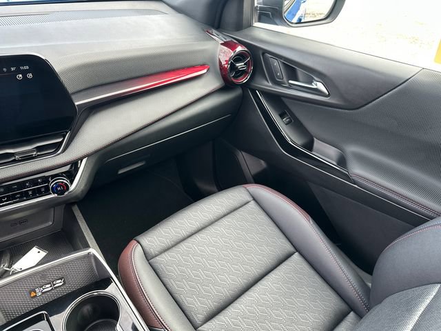 Used 2025 Chevrolet Equinox RS w/ Safety and Technology Package image 26