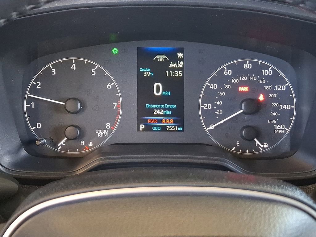 Used 2024 Toyota Corolla Cross LE image 19