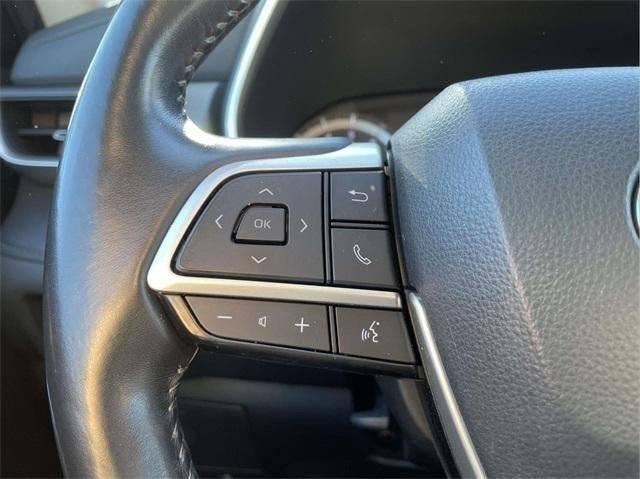 Used 2022 Toyota Highlander XLE image 62