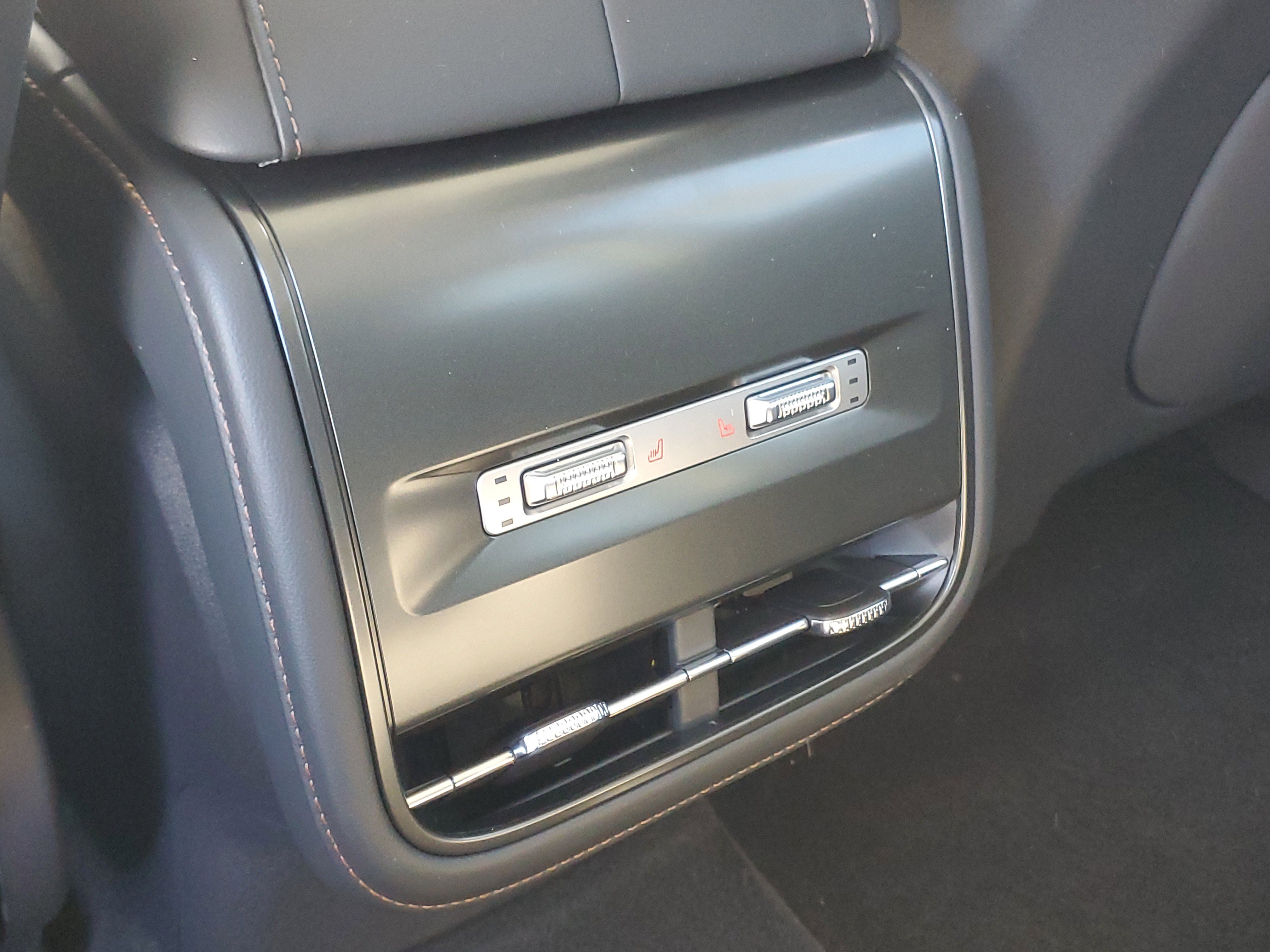 New 2026 Lincoln Nautilus Reserve image 30