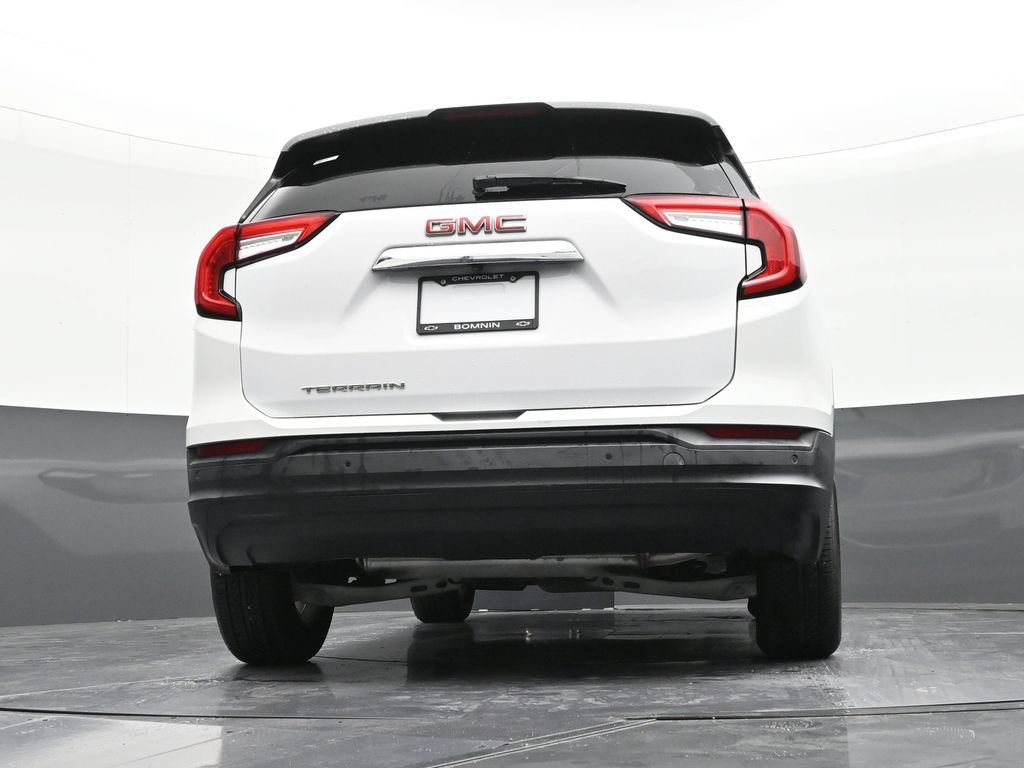 Used 2022 GMC Terrain SLE FWD image 23