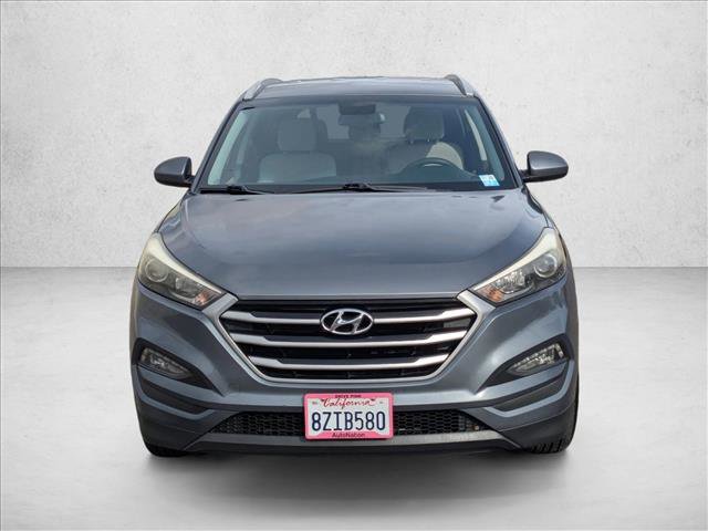 Used 2017 Hyundai Tucson SE FWD image 2
