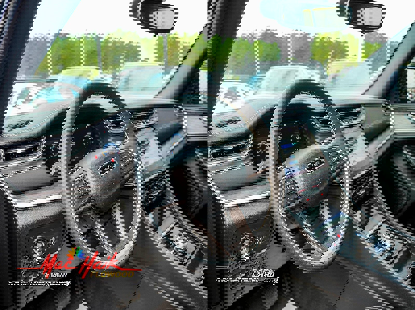 Used 2024 Jeep Grand Cherokee Limited w/ Black Appearance Package image 17