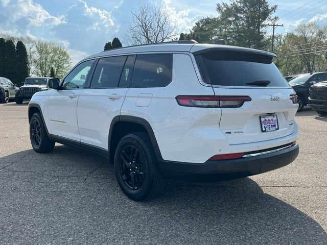 Used 2023 Jeep Grand Cherokee L Laredo AWD/4WD image 3
