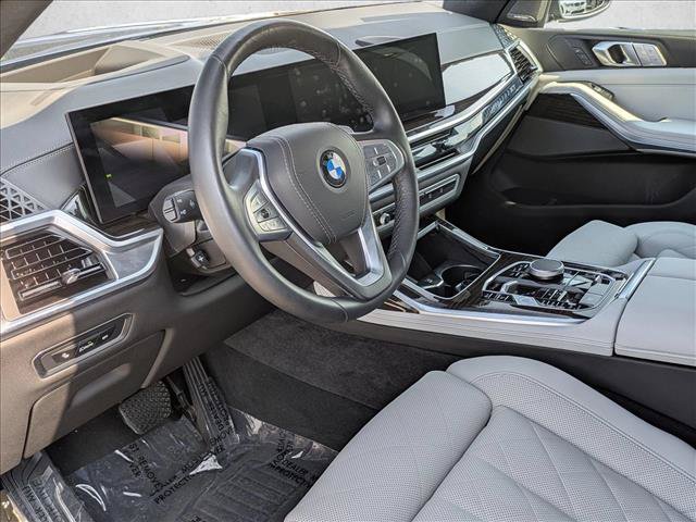Used 2026 BMW X7 xDrive40i AWD/4WD image 10