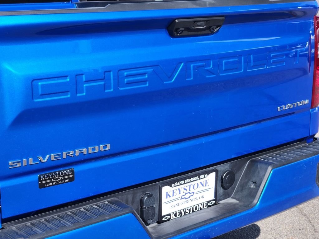 New 2026 Chevrolet Silverado 1500 Custom RWD image 11