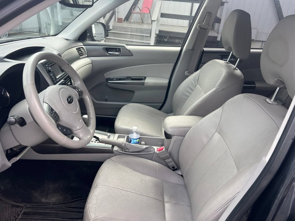 Used 2012 Subaru Forester 2.5X Limited AWD/4WD image 9