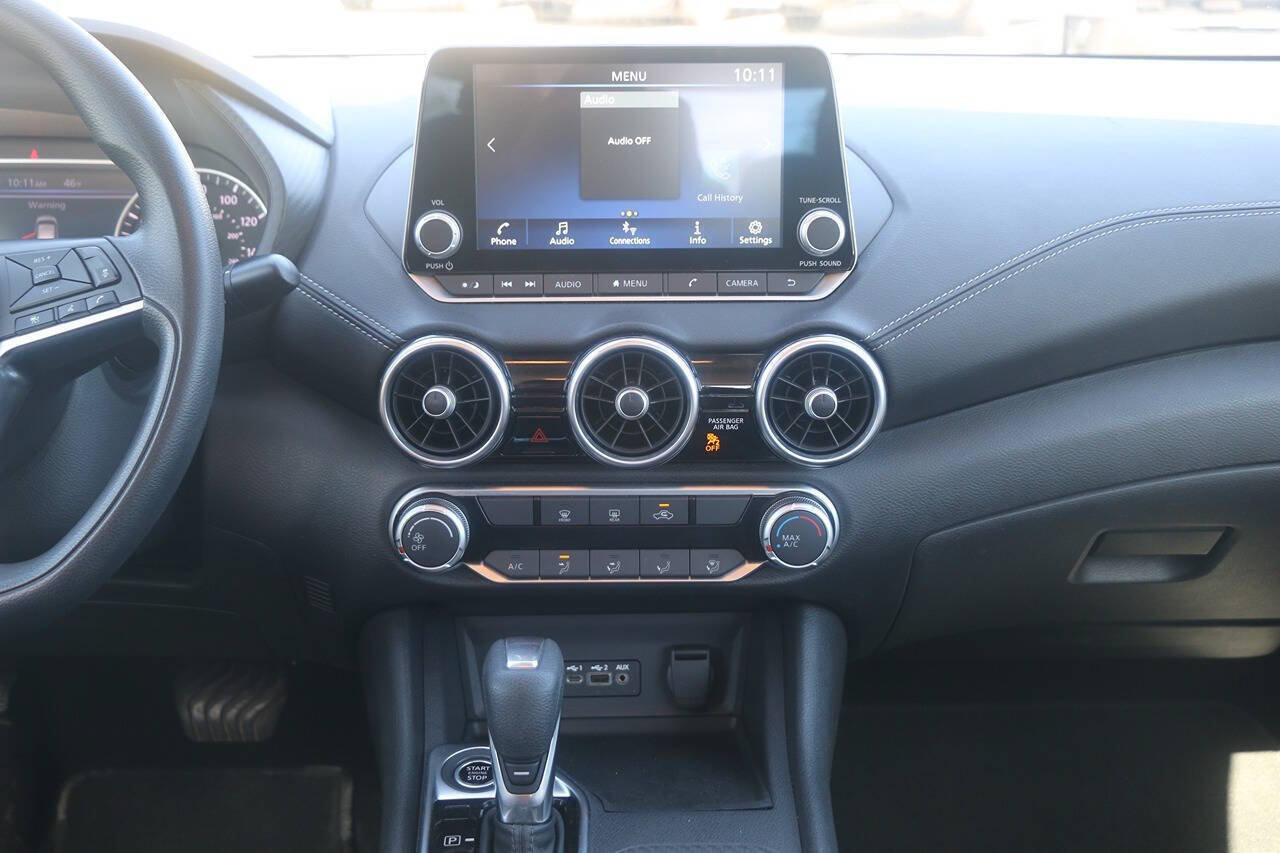 Used 2024 Nissan Sentra SV FWD image 19