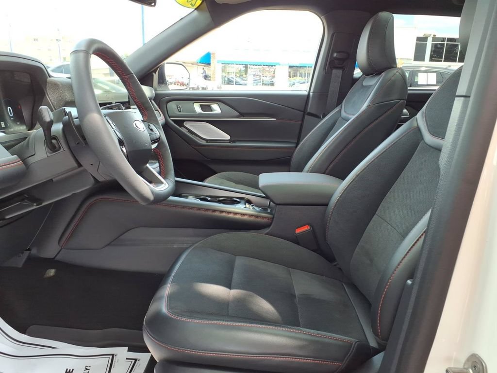 Used 2026 Ford Explorer ST w/ Sun And Sound Package AWD/4WD image 17