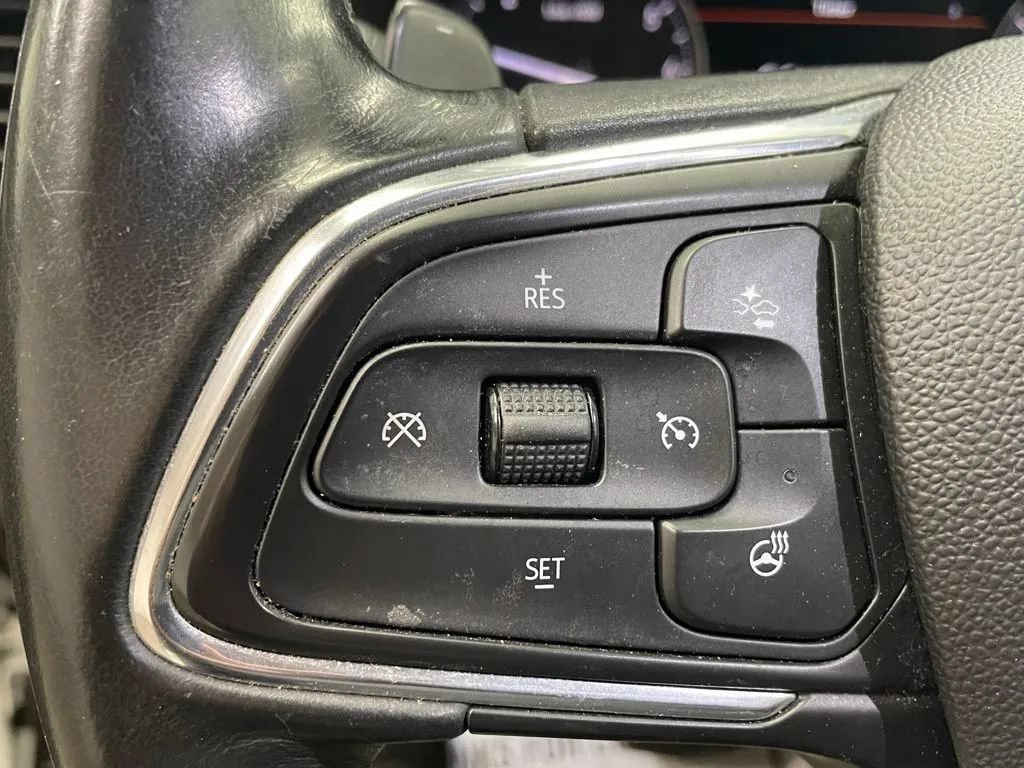 Used 2023 Buick Envision Essence w/ Sport Touring Package AWD/4WD image 15
