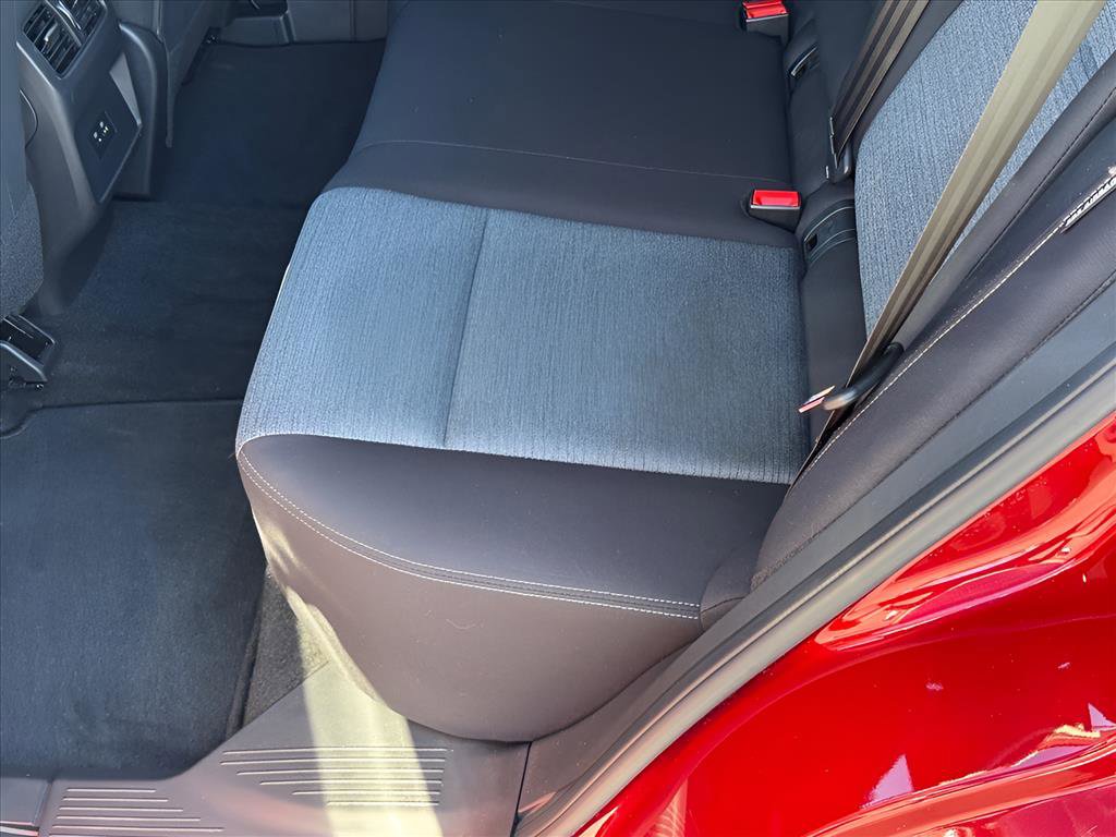 Used 2021 Nissan Rogue SV image 10