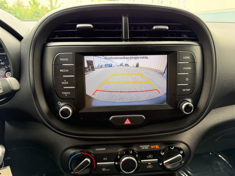 Used 2020 Kia Soul S FWD image 44