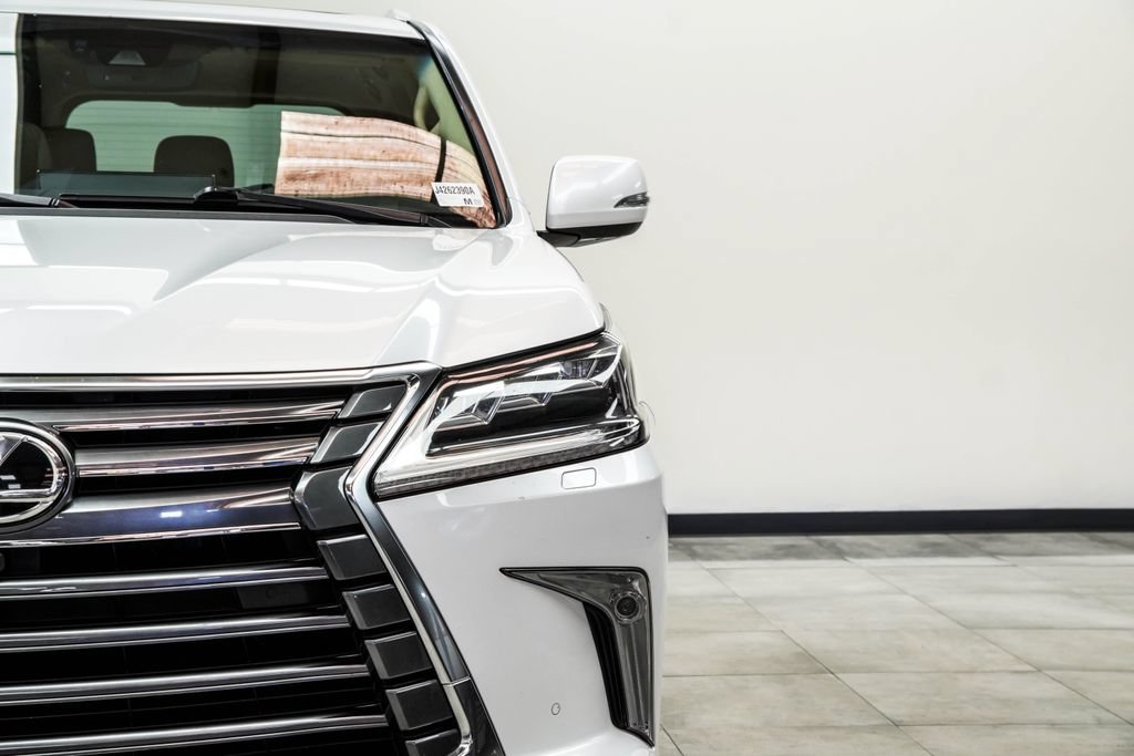 Used 2018 Lexus LX 570 4WD image 8
