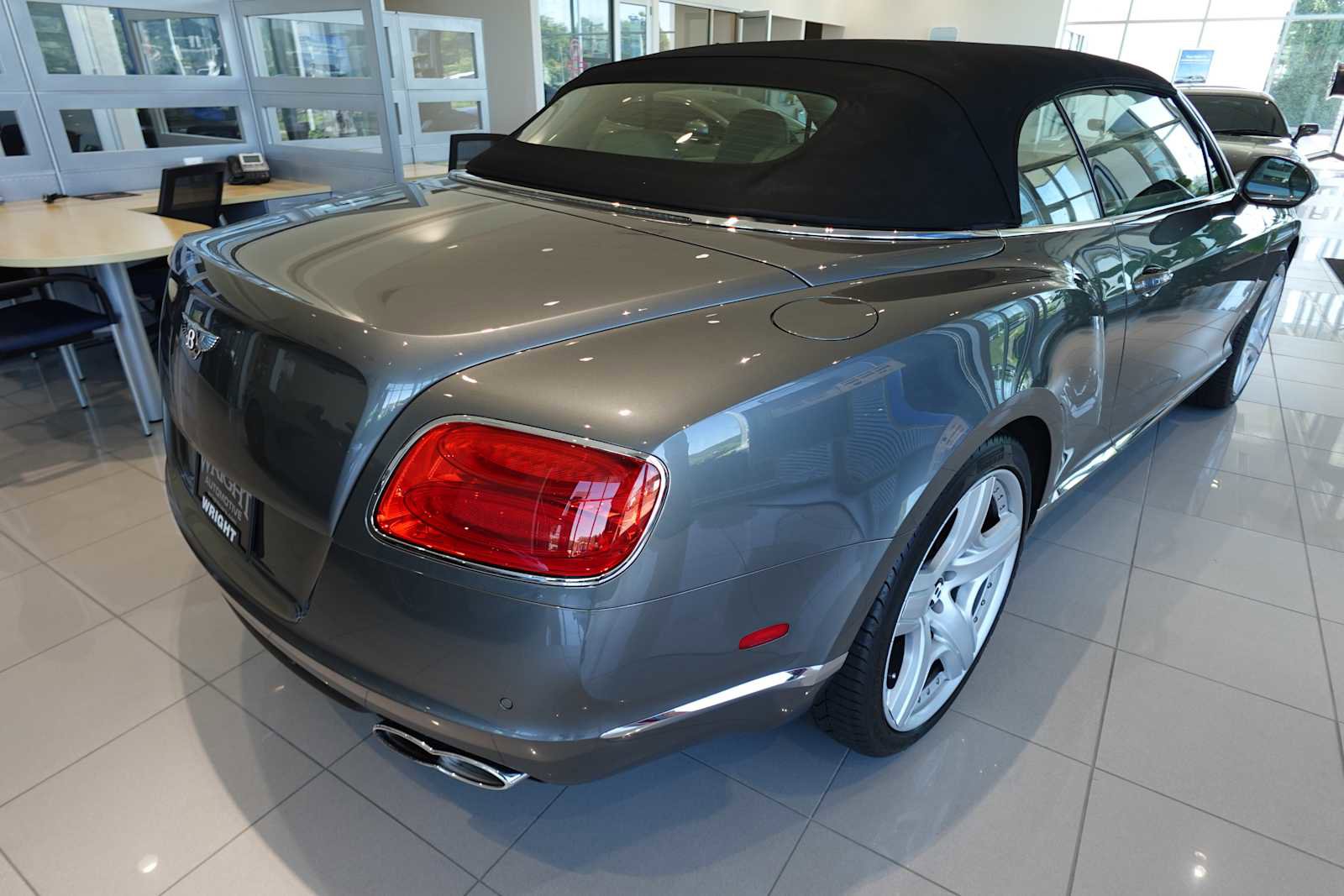 Used 2014 Bentley Continental GT image 16