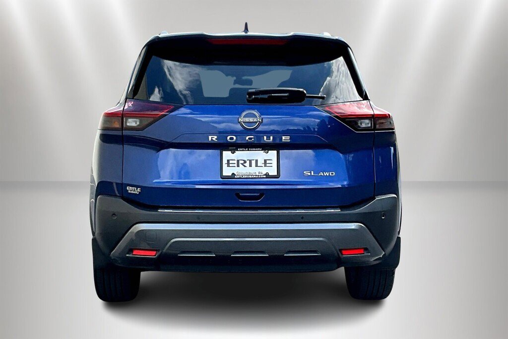 Used 2023 Nissan Rogue SL w/ SL Premium Package image 6