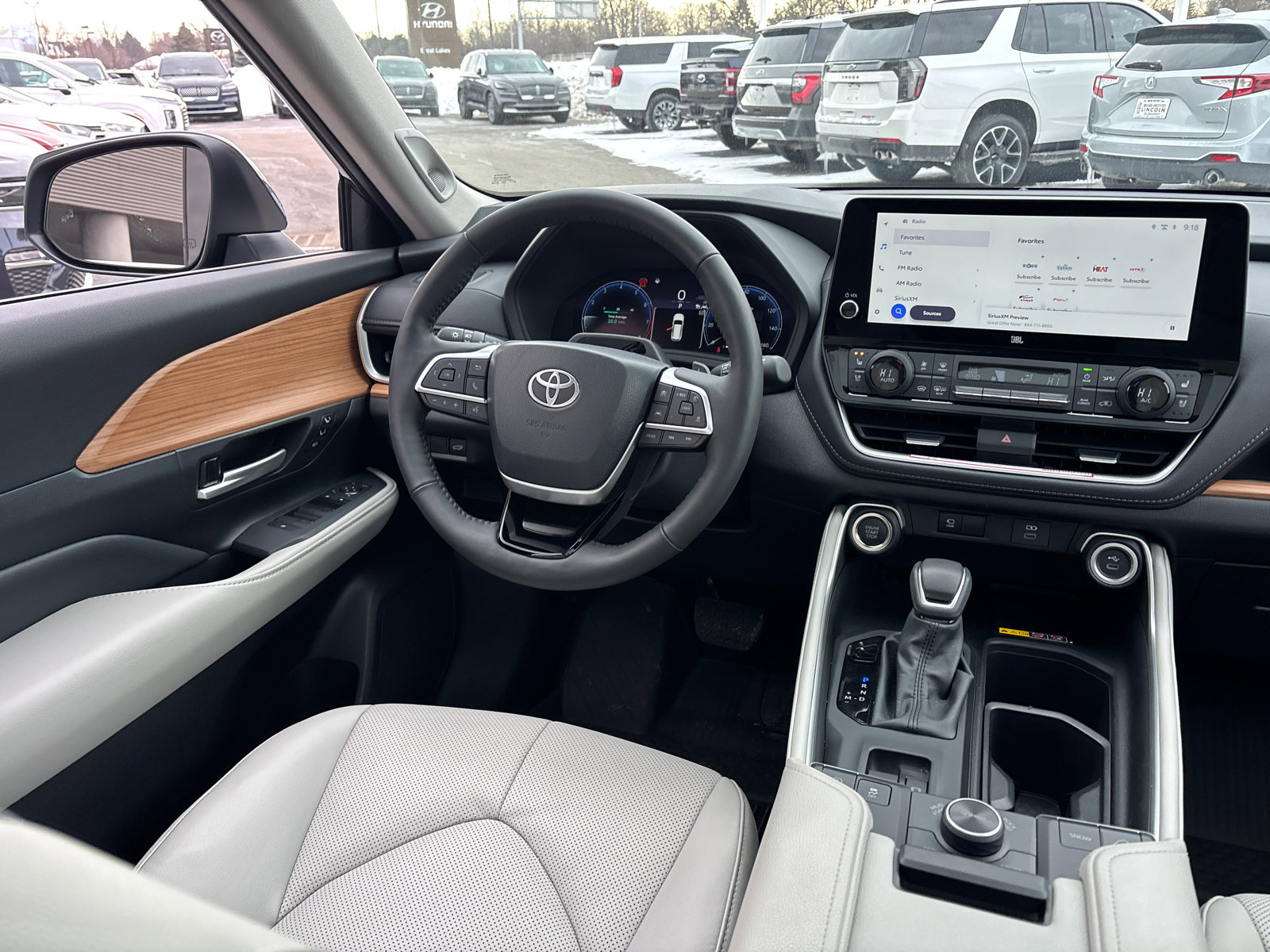 Used 2026 Toyota Grand Highlander AWD image 30