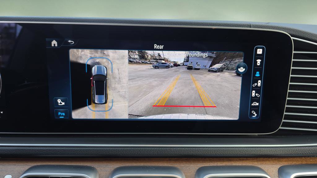 Used 2024 Mercedes-Benz GLS 450 4MATIC image 34