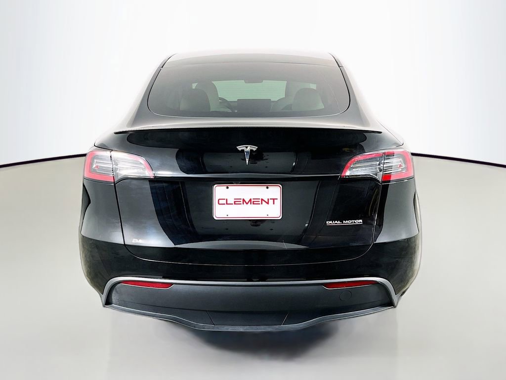 Used 2024 Tesla Model Y Performance image 6