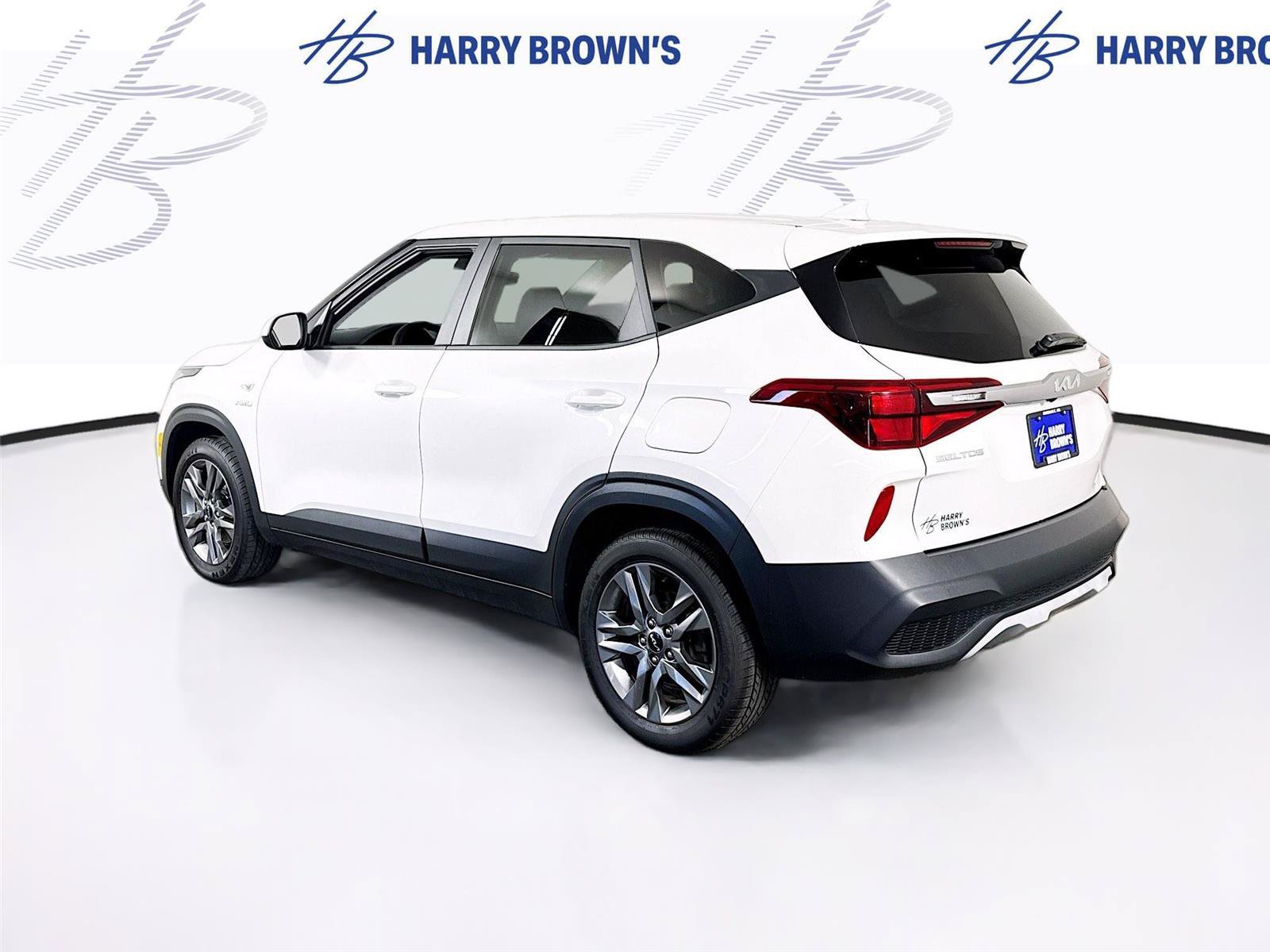 Used 2023 Kia Seltos LX AWD/4WD image 25