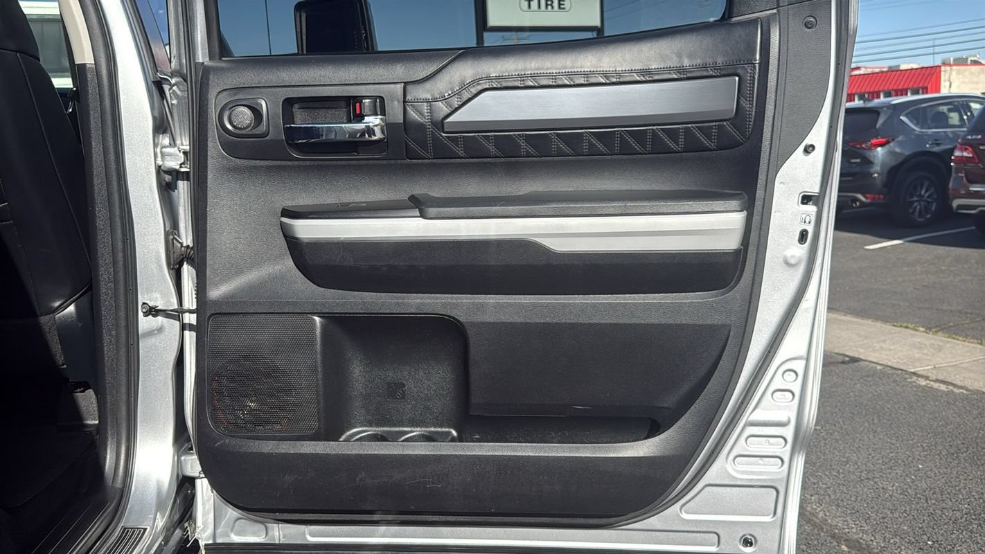Used 2018 Toyota Tundra Platinum AWD/4WD image 15