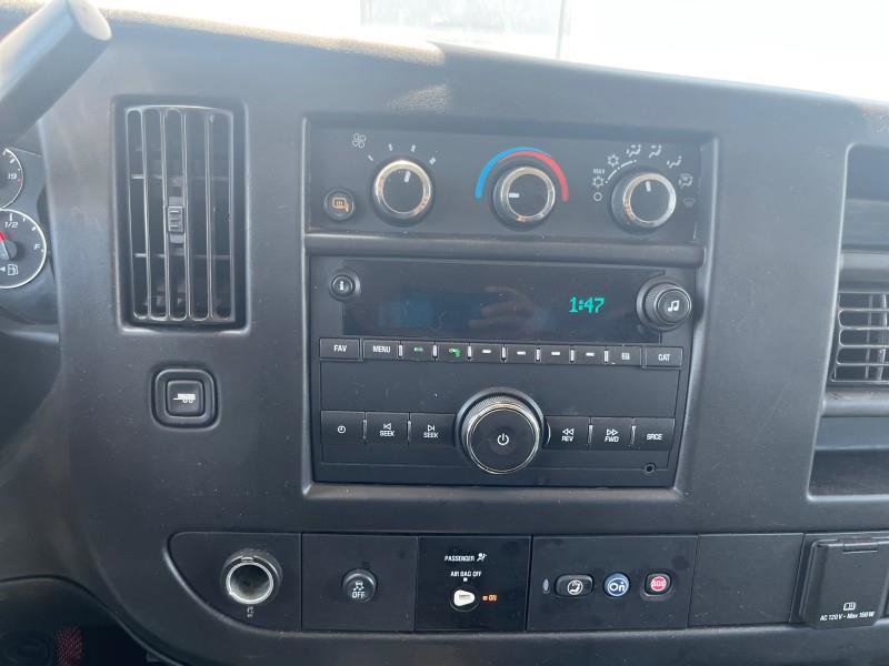 Used 2018 Chevrolet Express 2500 LT w/ LT Preferred Equipment Group image 16