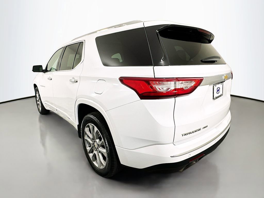 Used 2021 Chevrolet Traverse Premier w/ LPO, Cargo Package image 7