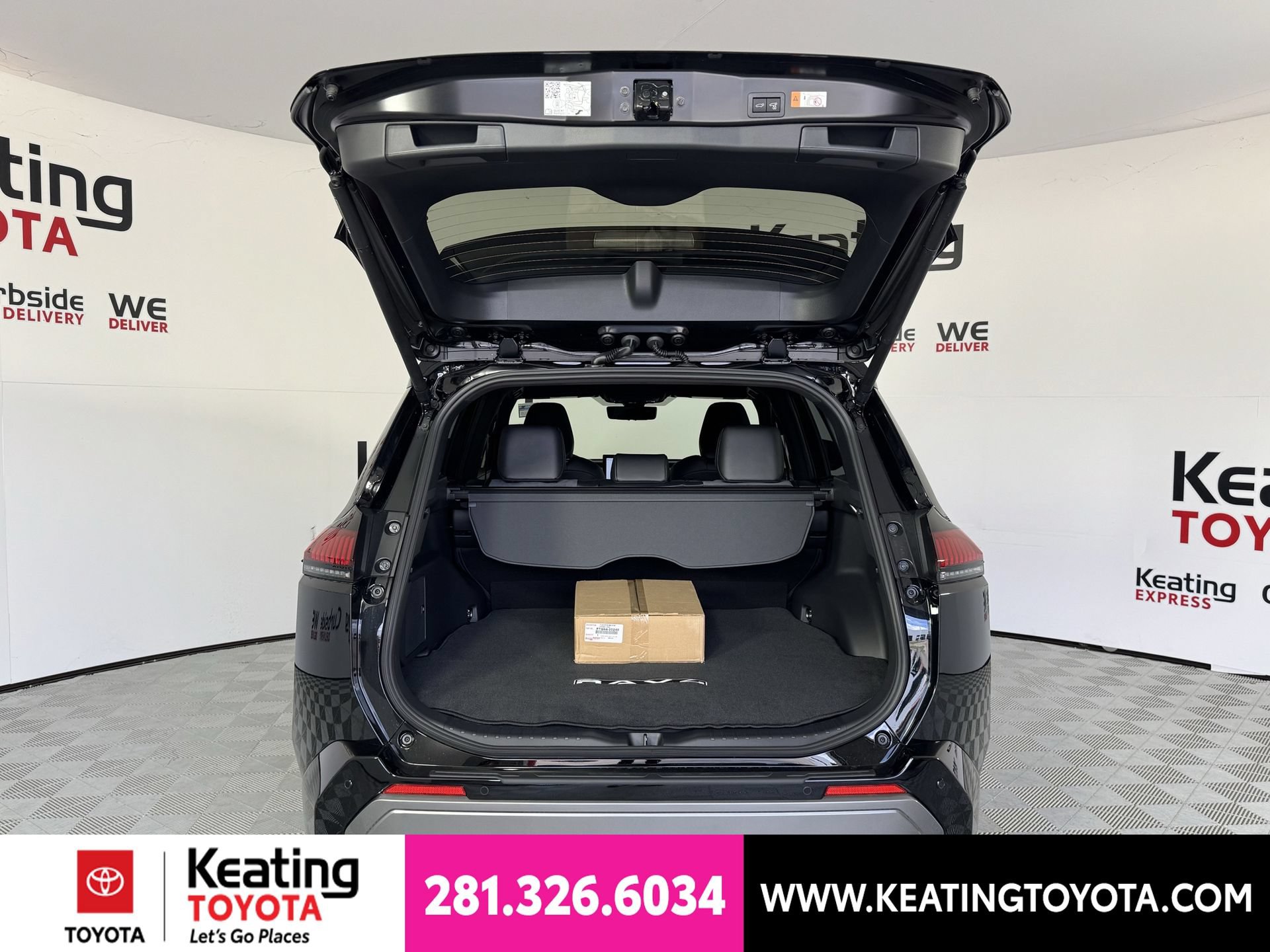 New 2026 Toyota RAV4 XSE w/ Panoramic Sun Roof Package AWD/4WD image 11