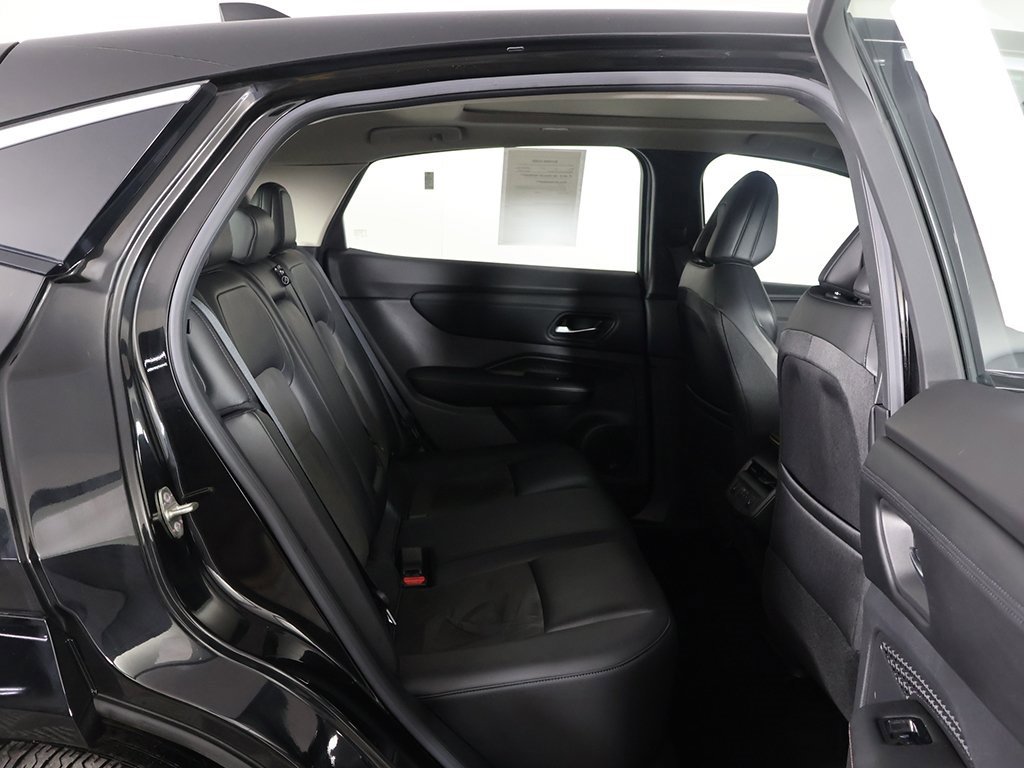 Used 2023 Nissan Ariya FWD image 32