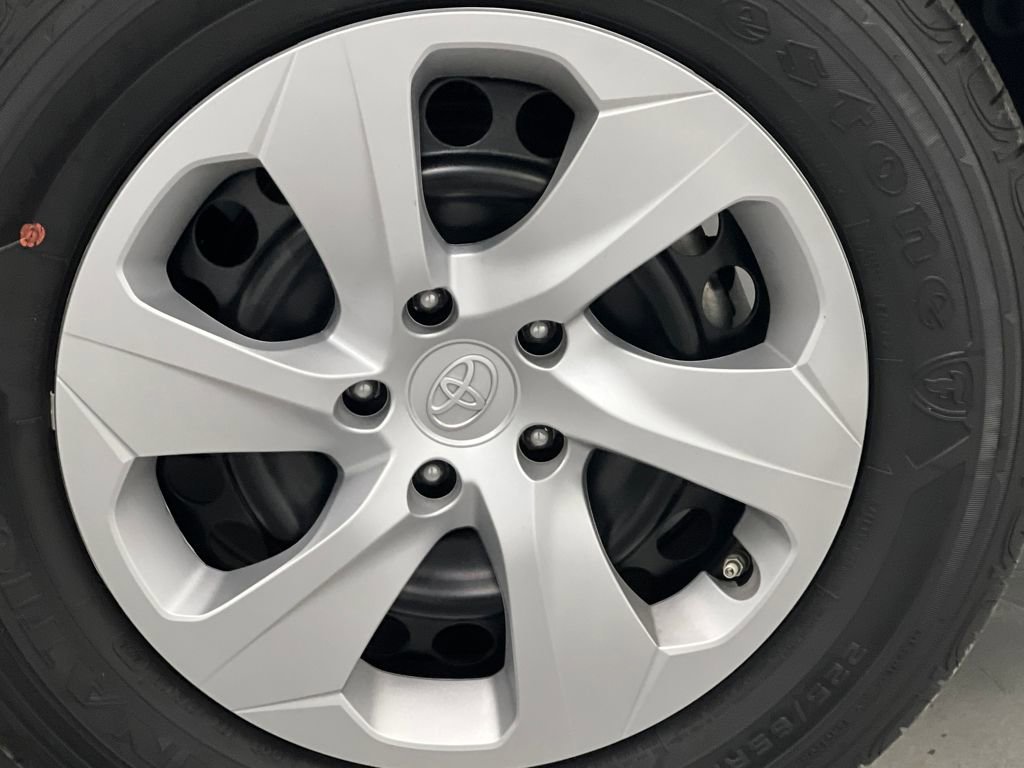 Used 2025 Toyota RAV4 LE image 58