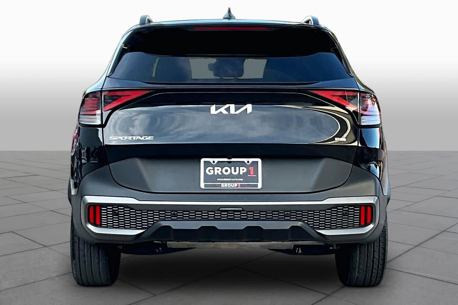 Used 2023 Kia Sportage X-Line w/ X-Line Premium Package AWD/4WD image 5