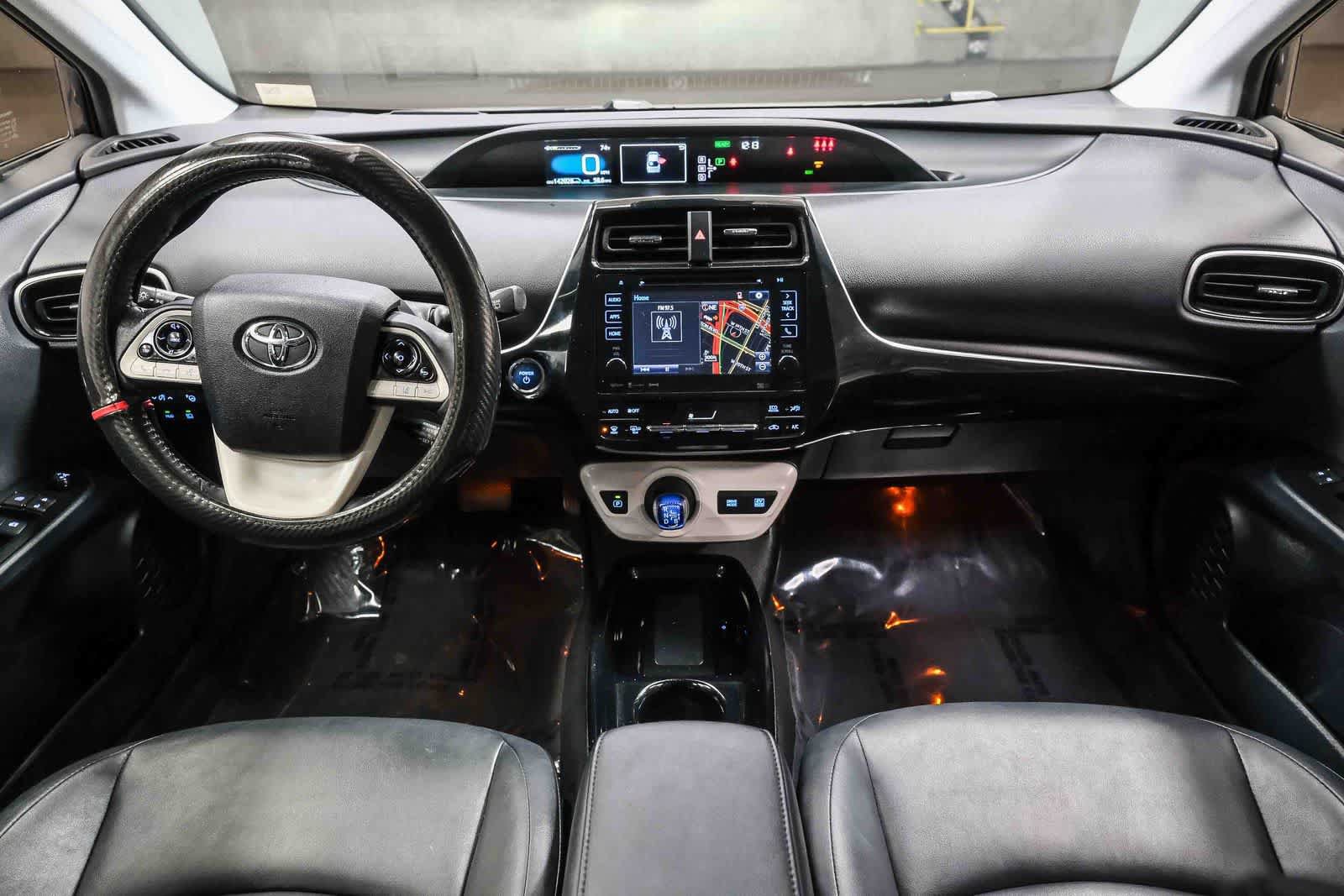 Used 2017 Toyota Prius Four w/ Advanced Technology Package FWD image 15
