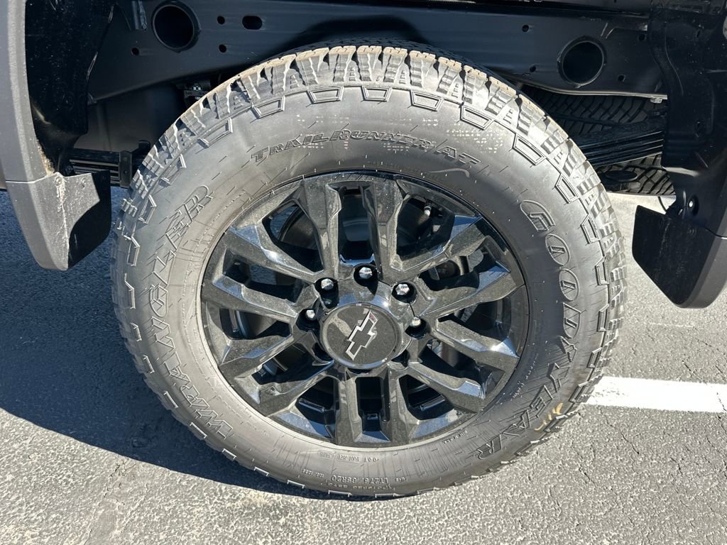 New 2026 Chevrolet Silverado 2500 Custom w/ Custom Blackout Package image 25