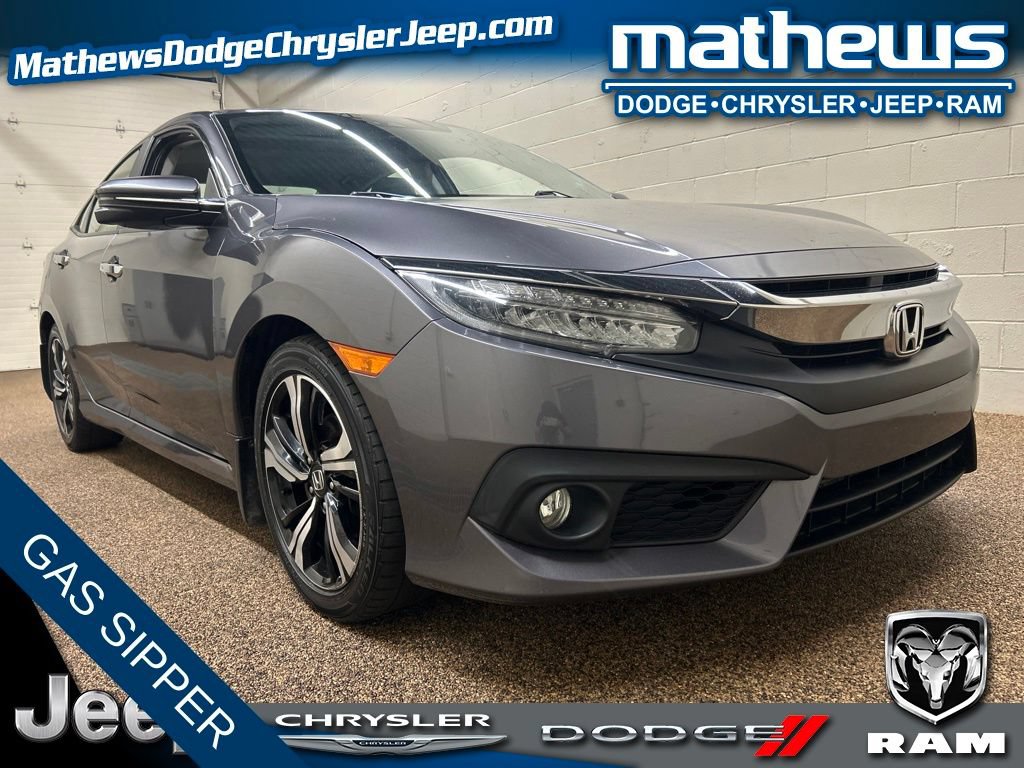 Used 2018 Honda Civic Touring image 1