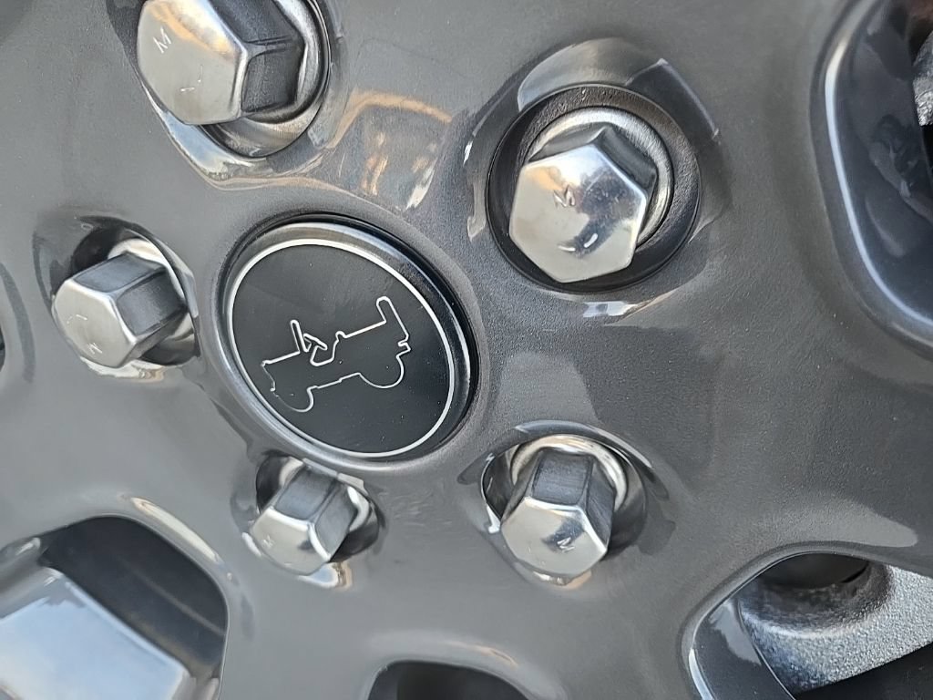 New 2026 Jeep Gladiator Mojave AWD/4WD image 32