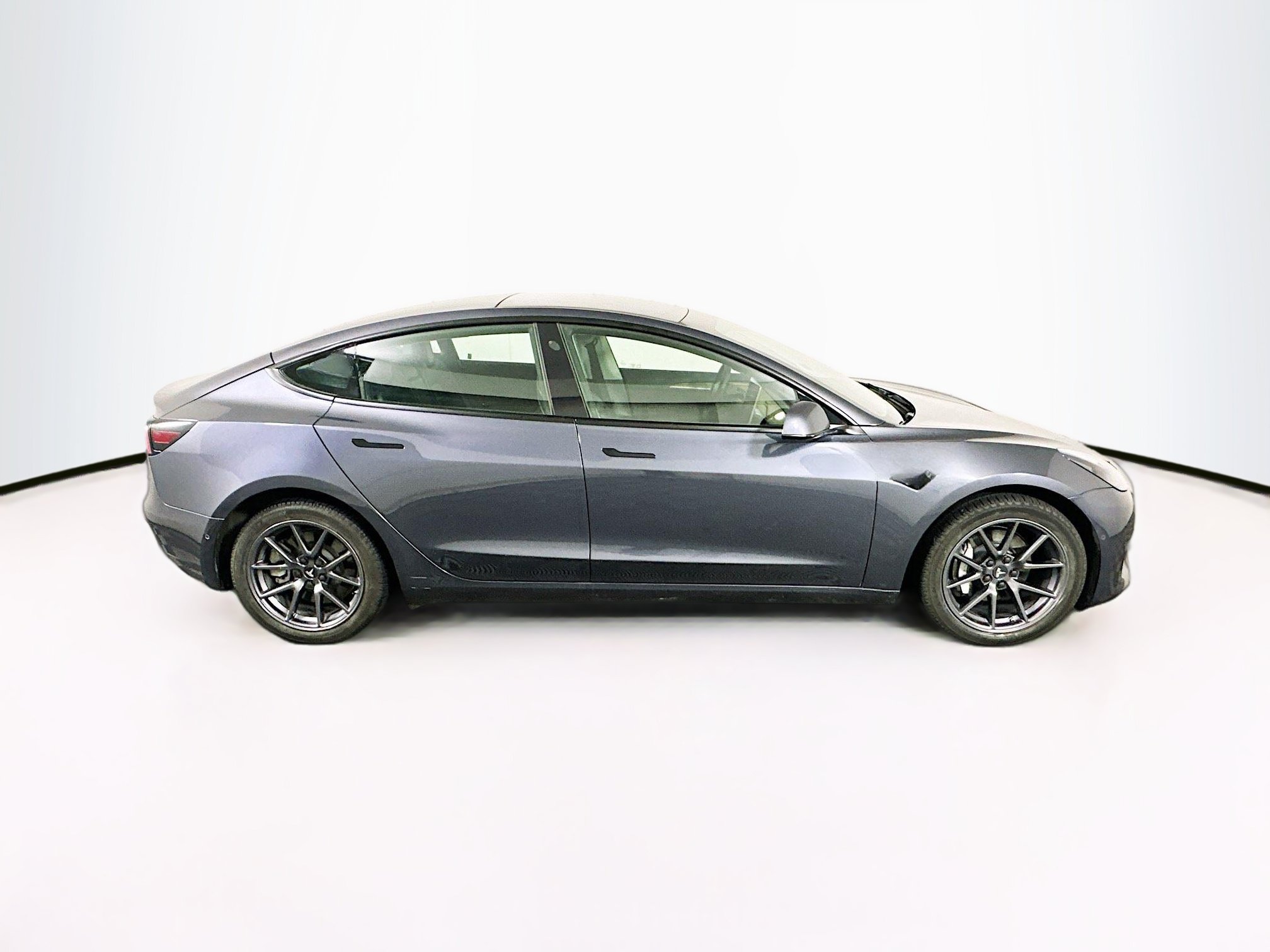 Used 2022 Tesla Model 3 Long Range AWD/4WD image 10
