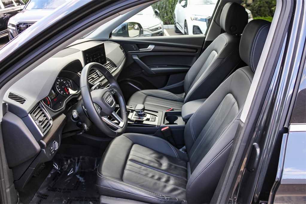 Used 2023 Audi Q5 2.0T Premium w/ Convenience Package image 19