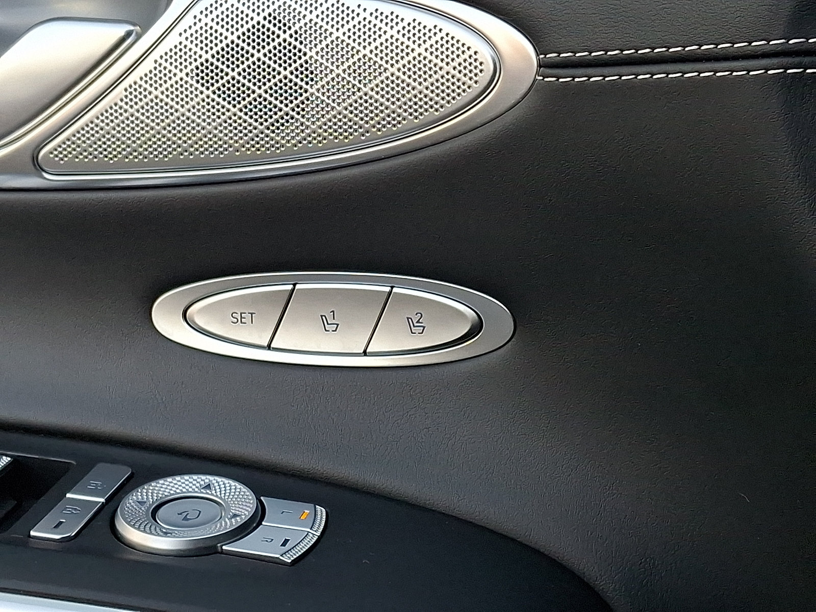 Certified 2023 Genesis Electrified GV70 AWD/4WD image 27