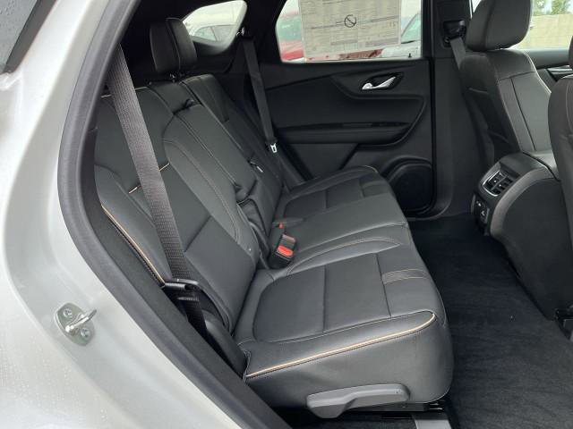 New 2024 Chevrolet Blazer Premier w/ Driver Confidence II Package AWD/4WD image 27