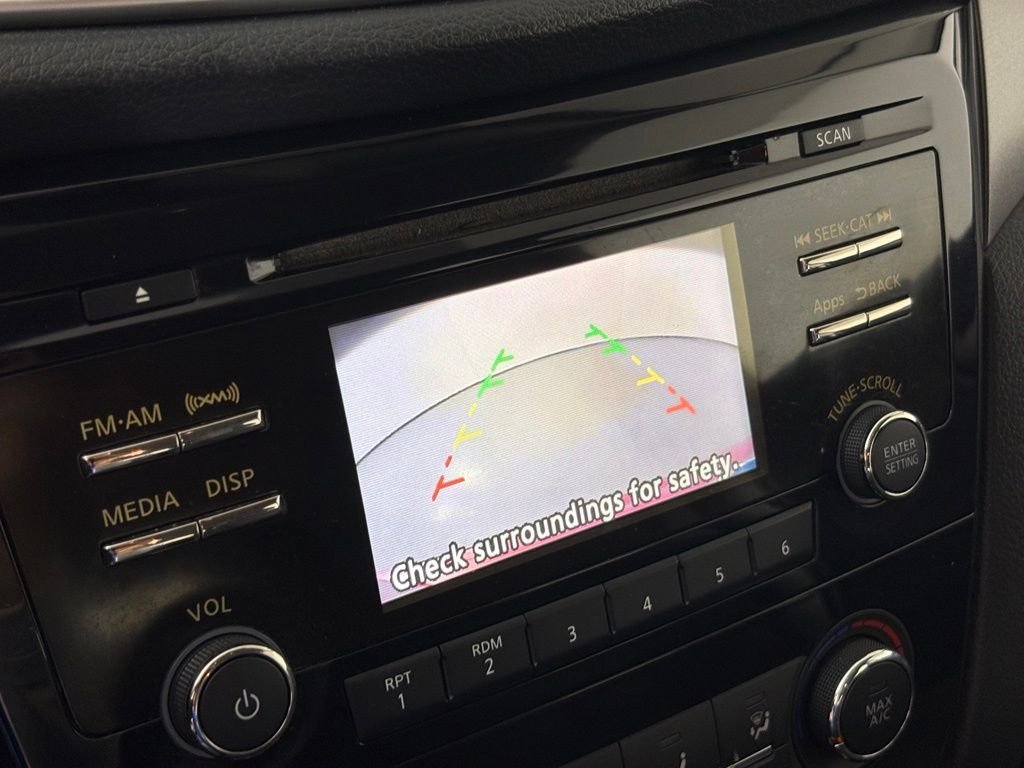 Used 2016 Nissan Rogue S FWD image 24