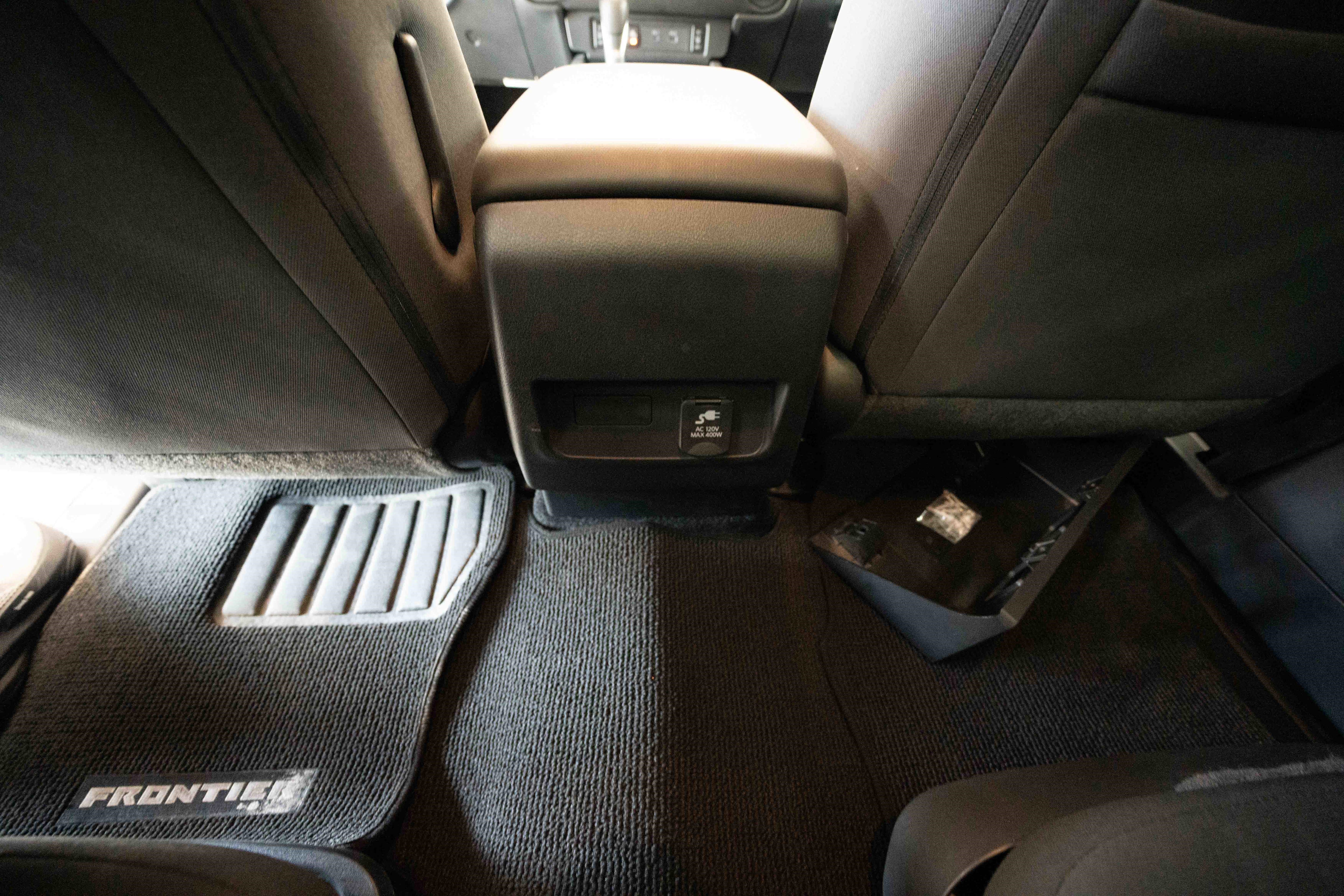 Used 2024 Nissan Frontier SV w/ SV Convenience Package image 22