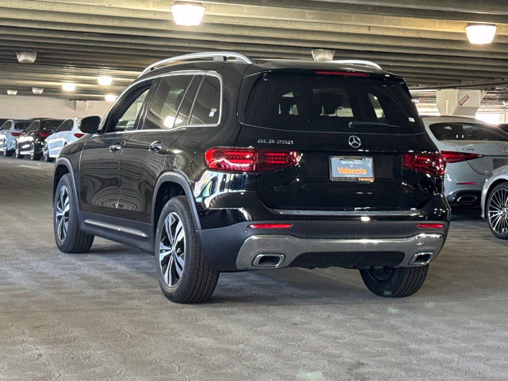 New 2026 Mercedes-Benz GLB 250 image 11