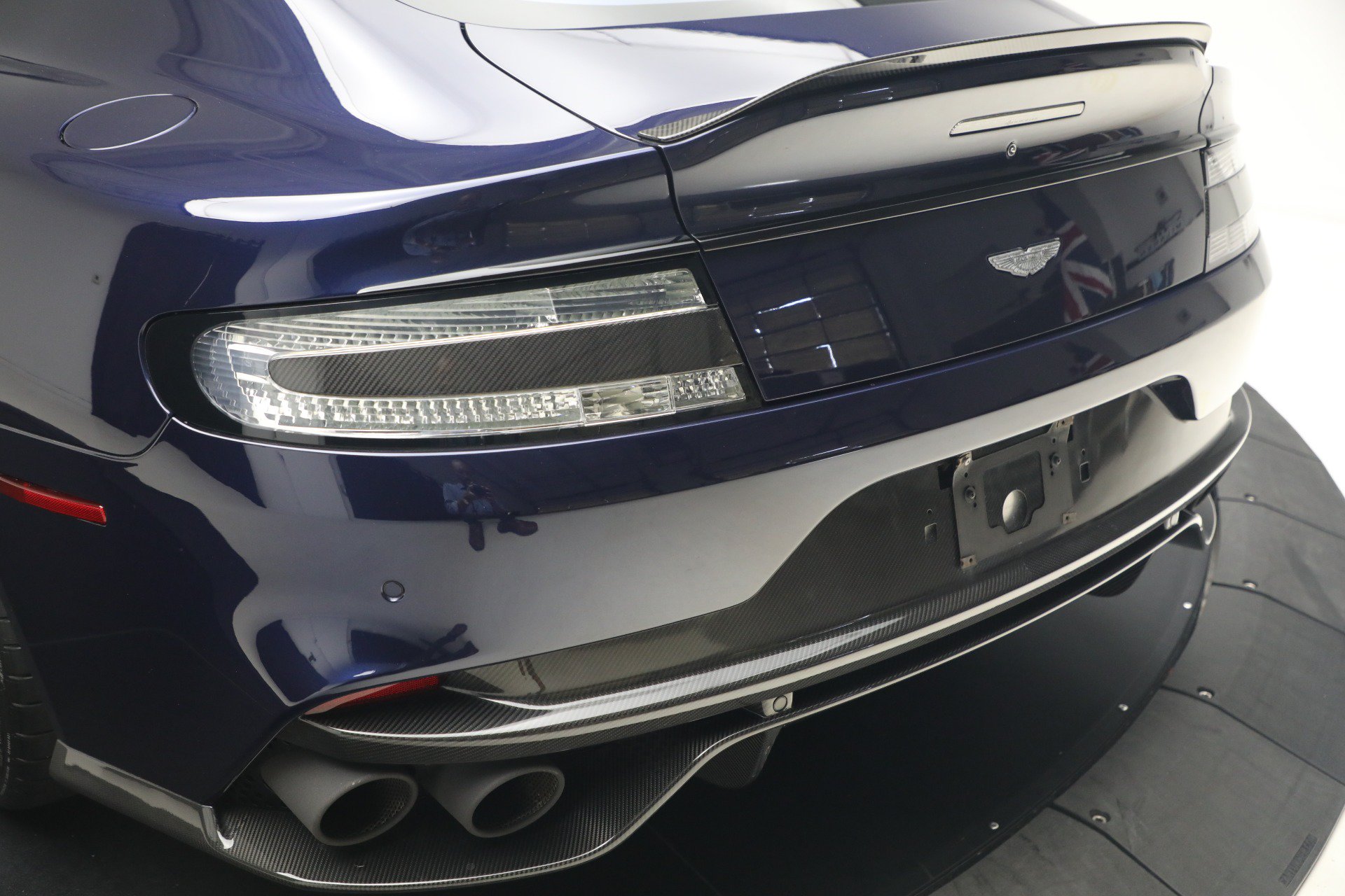 Used 2019 Aston Martin Rapide AMR RWD image 27