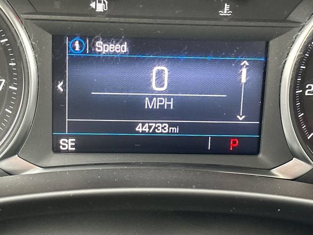 Used 2024 GMC Terrain SLE FWD image 17
