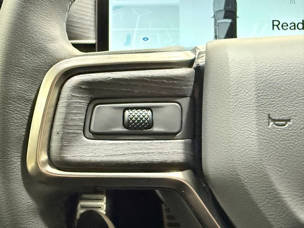 Used 2024 Rivian R1S Adventure AWD/4WD image 21