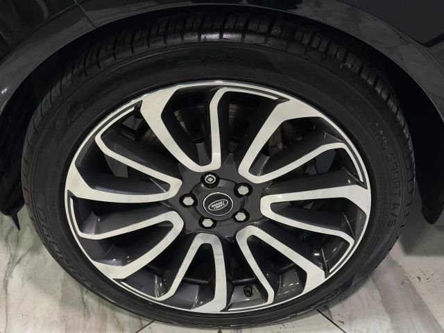Used 2016 Land Rover Range Rover Supercharged AWD/4WD image 36