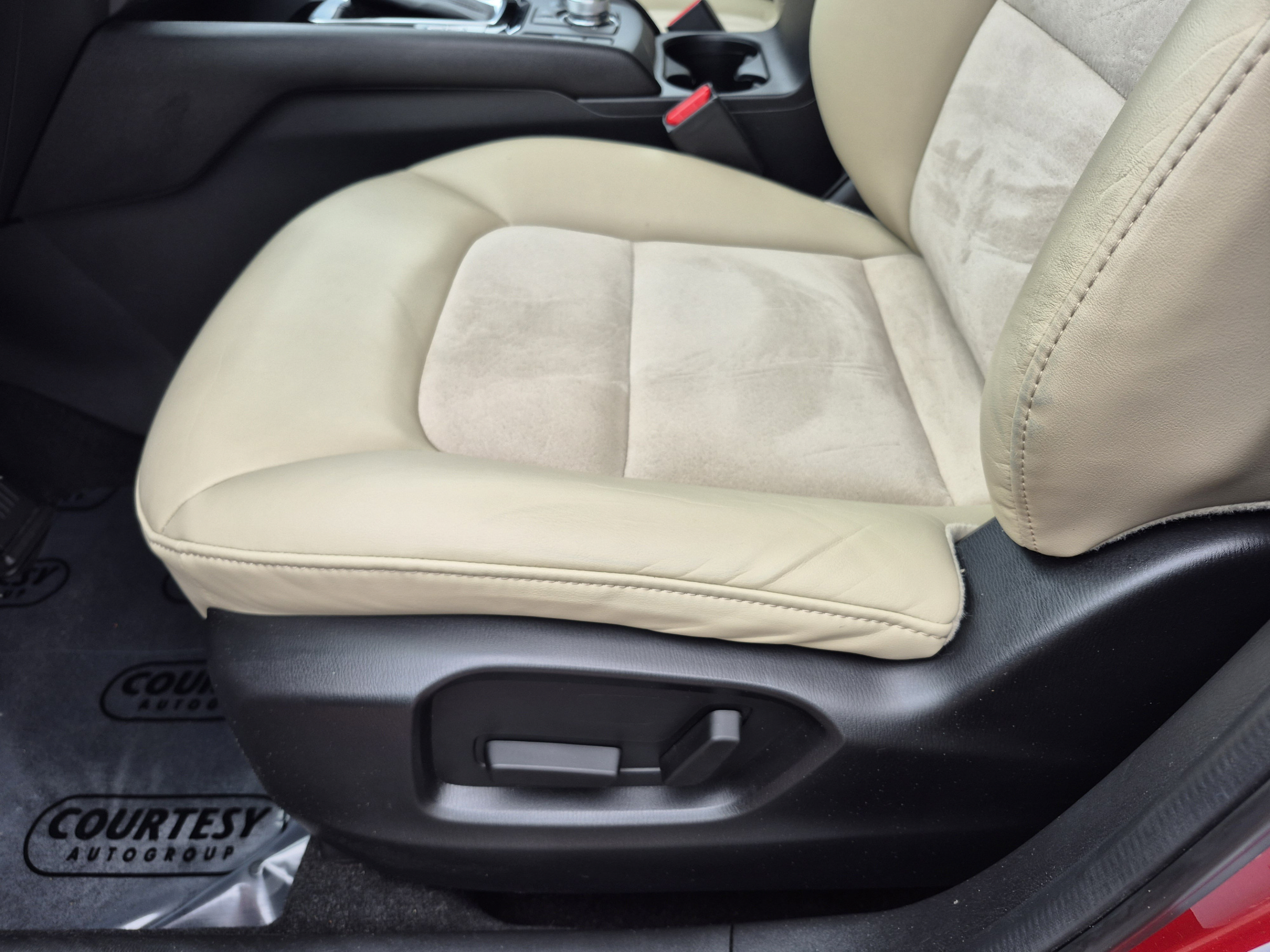 Used 2020 MAZDA CX-5 Touring FWD image 18