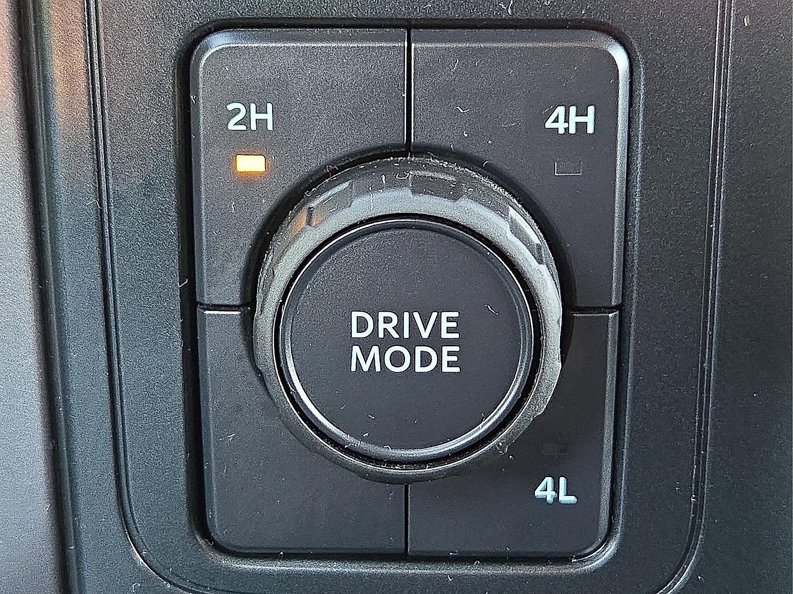 Certified 2025 Ford F150 XLT w/ Equipment Group 301A Standard image 17