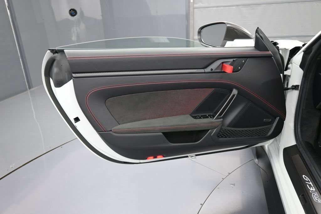 Certified 2024 Porsche 911 GT3 RS RWD image 16